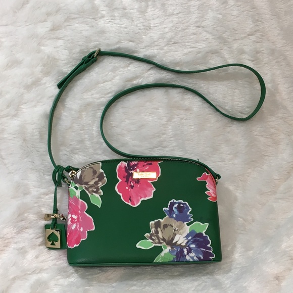 kate spade Handbags - ☀️SALE☀️Kate Spade Spring Garden Floral Crossbody